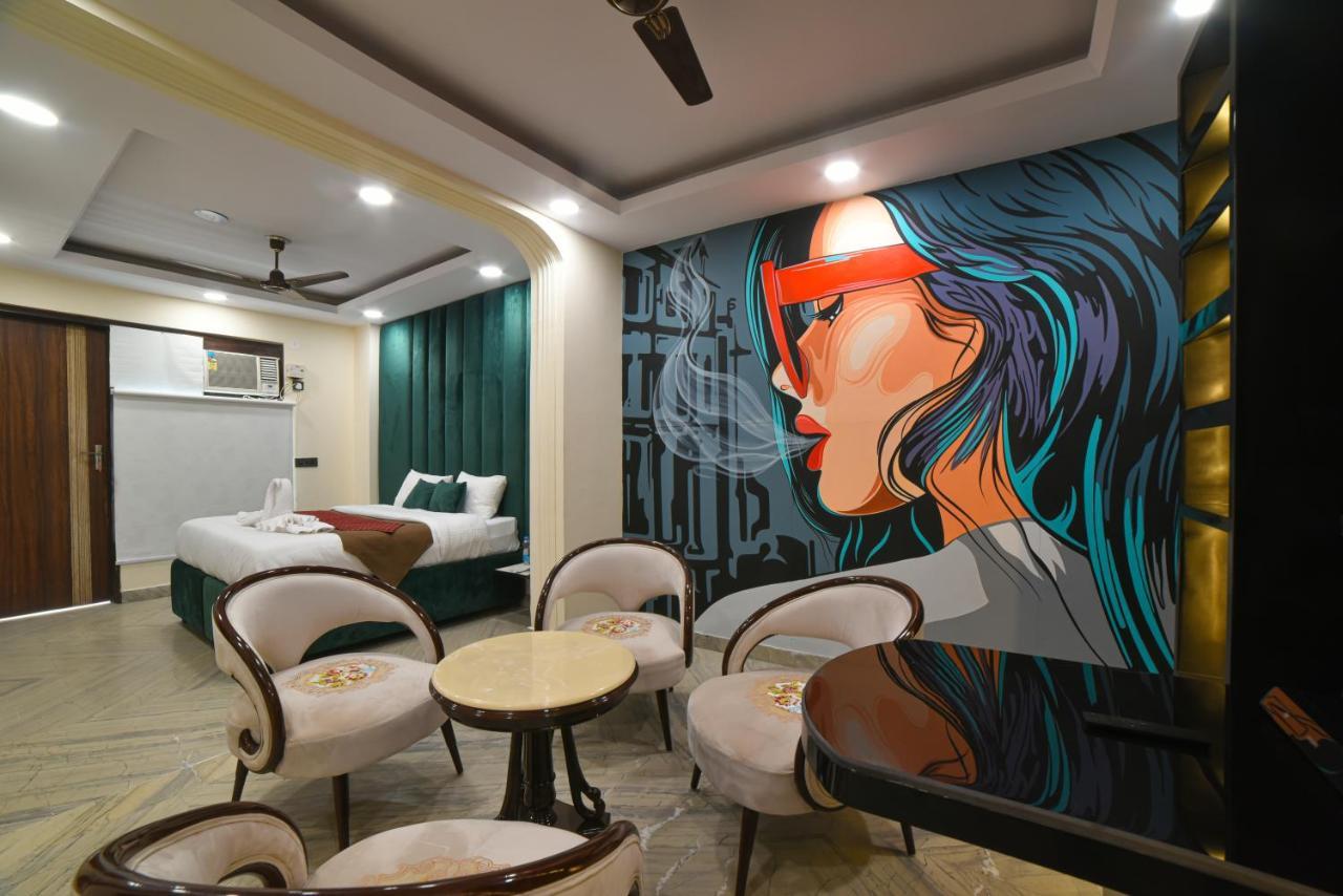 Hotel The Twenties Kamla Nagar Neu-Delhi Exterior foto