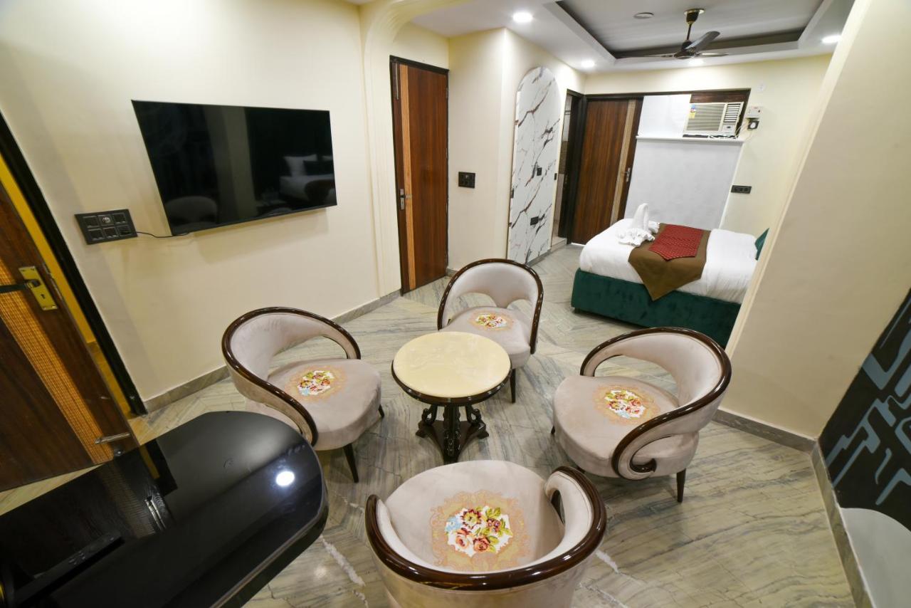 Hotel The Twenties Kamla Nagar Neu-Delhi Exterior foto