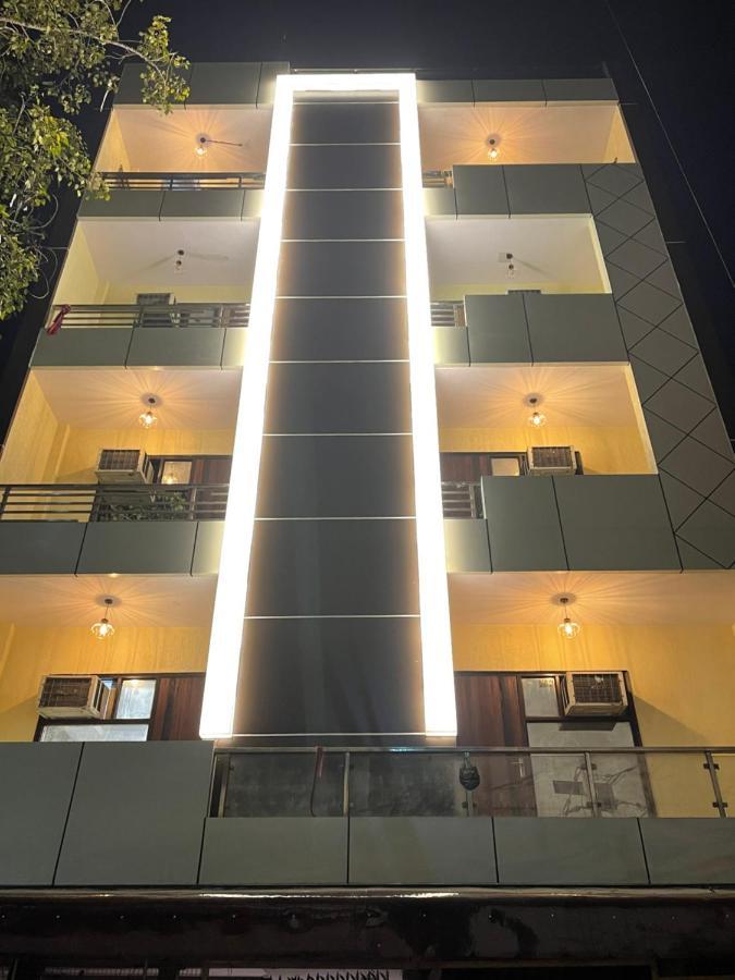 Hotel The Twenties Kamla Nagar Neu-Delhi Exterior foto
